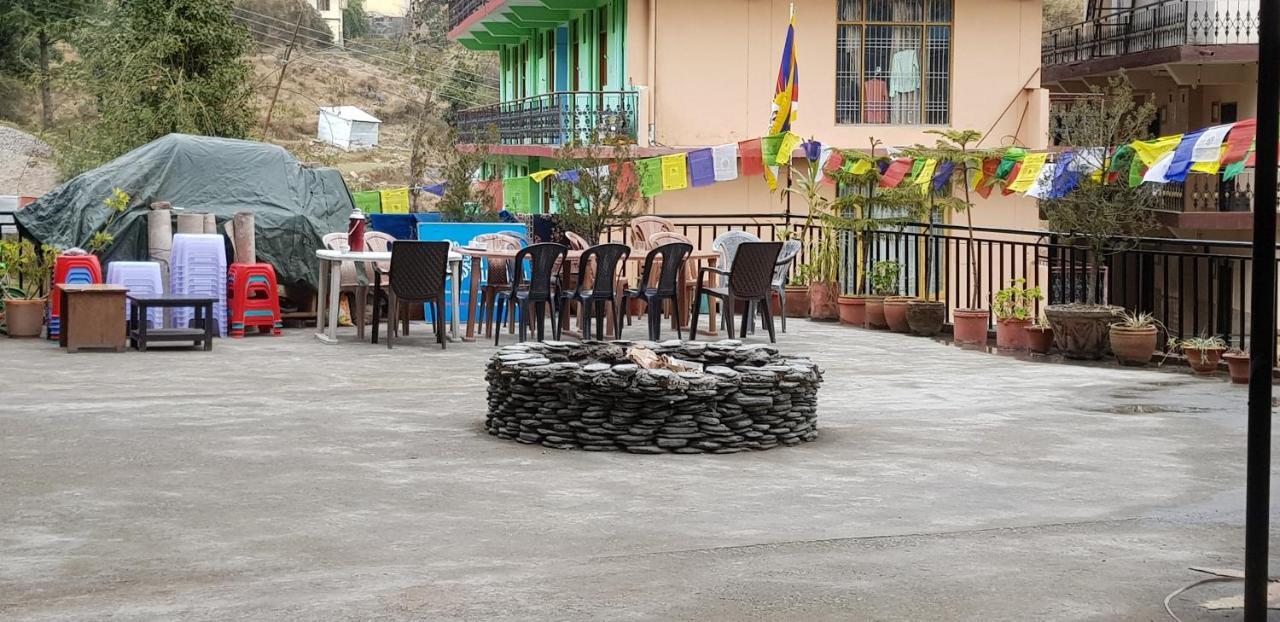 Tibet World Ostello McLeod Ganj Esterno foto